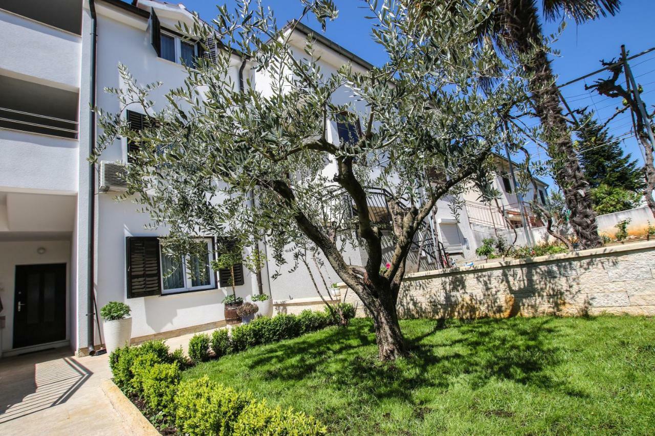 Apartmani Ljubica Porec Exterior photo